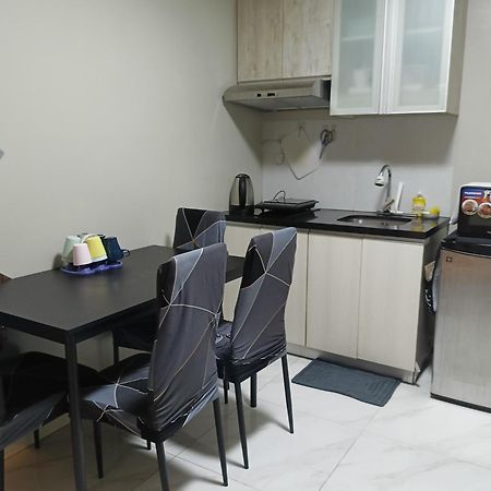 Paranaque City Monarch Parksuites - Balmoral Place מראה חיצוני תמונה