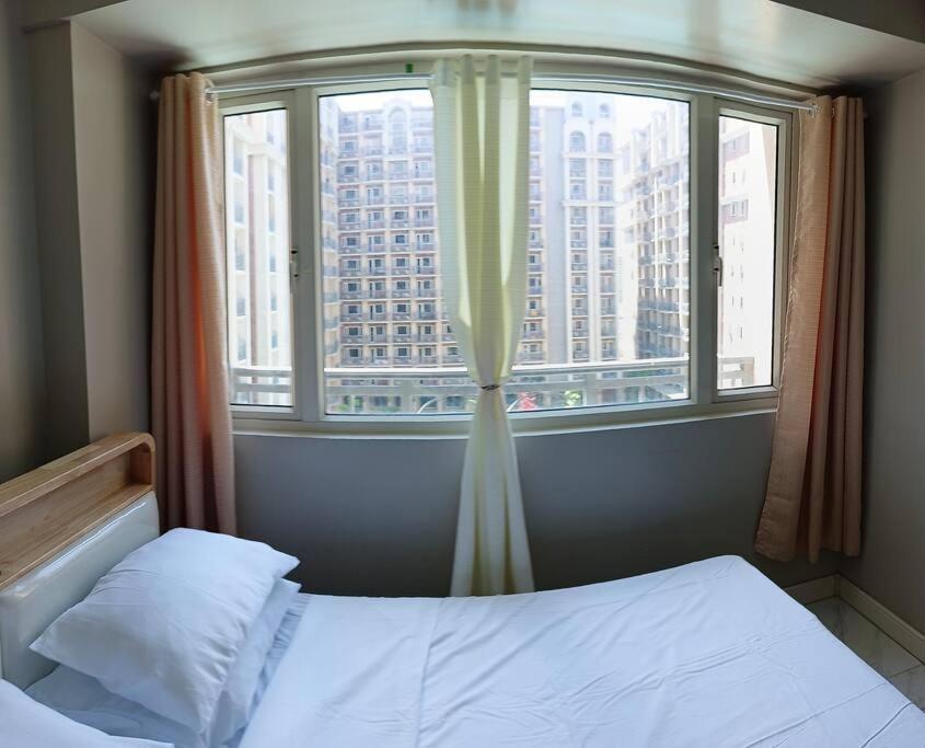 Paranaque City Monarch Parksuites - Balmoral Place מראה חיצוני תמונה