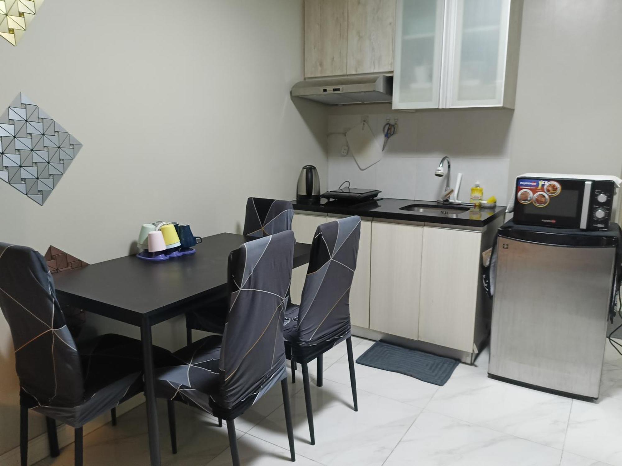 Paranaque City Monarch Parksuites - Balmoral Place מראה חיצוני תמונה